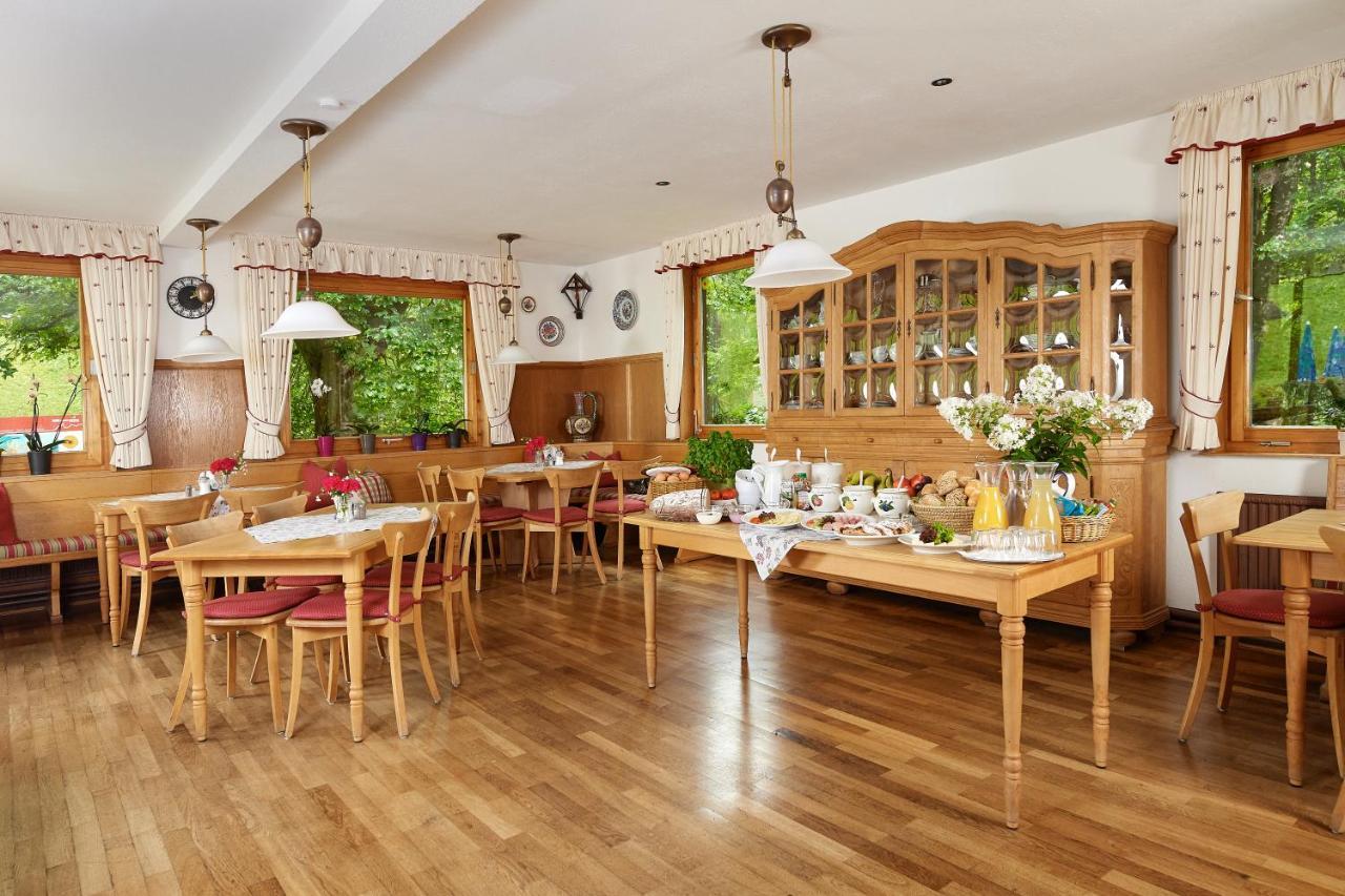 Berggasthof Einoedsbach Inn *